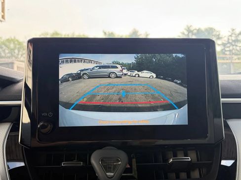 Used 2024 Toyota Corolla SE FWD image 32