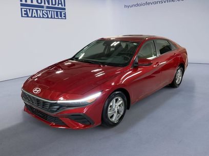 Certified 2025 Hyundai Elantra SE