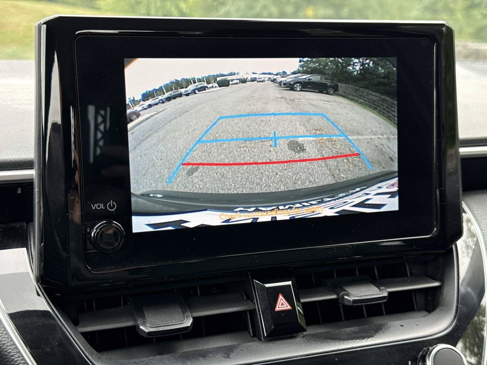 Used 2024 Toyota Corolla LE FWD image 8