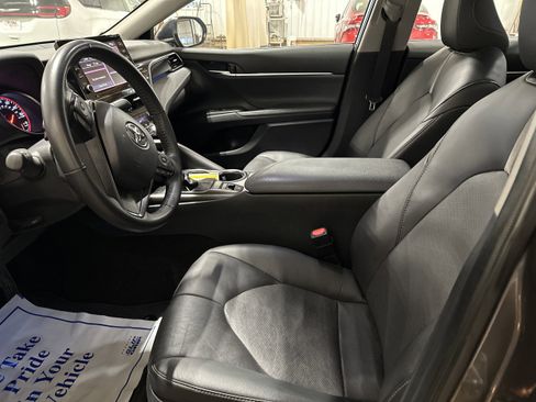 Used 2024 Toyota Camry XSE image 10