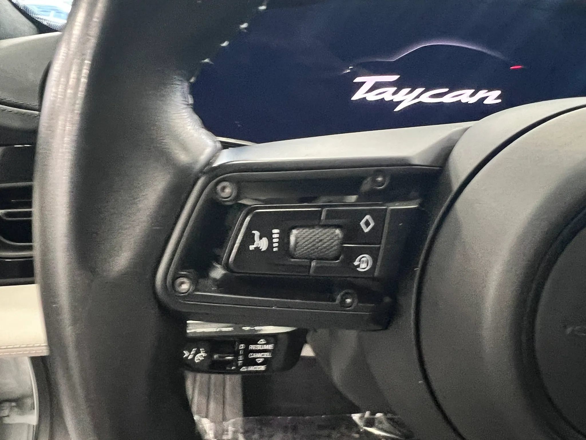Used 2020 Porsche Taycan Turbo AWD/4WD image 17
