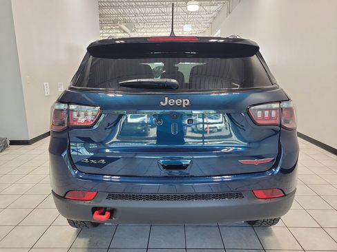 New 2026 Jeep Compass Trailhawk w/ Sun, Sound & Navigation Group AWD/4WD image 7