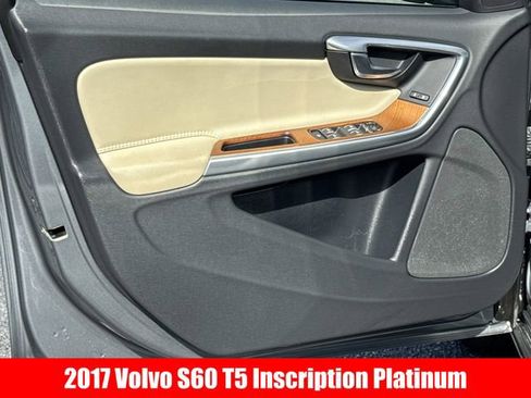 Used 2017 Volvo S60 T5 Inscription Platinum image 4