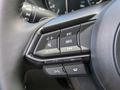 New 2025 MAZDA CX-5 AWD 2.5 S w/ Premium Plus Pkg image 23