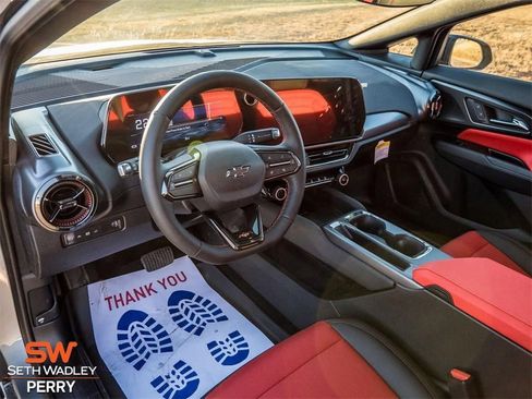 New 2025 Chevrolet Equinox EV RS w/ LPO, Illumination Package image 27