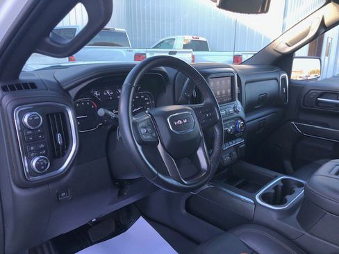Used 2021 GMC Sierra 1500 AT4 image 19
