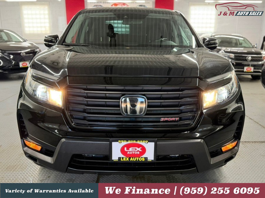 Used 2023 Honda Ridgeline Sport image 3