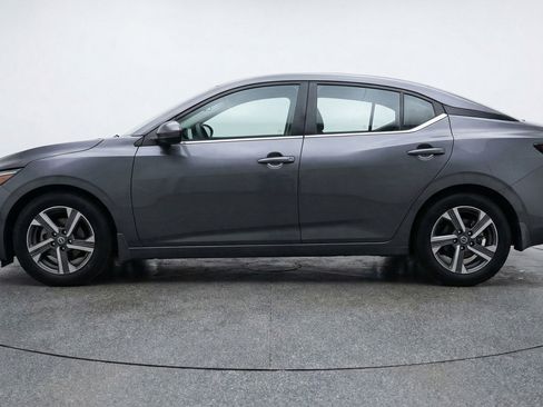 Used 2025 Nissan Sentra SV FWD image 5