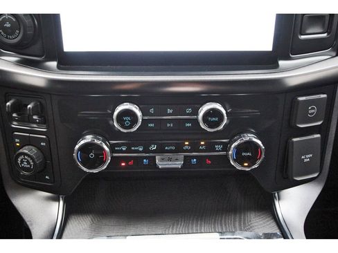 Certified 2023 Ford F150 Platinum w/ Equipment Group 701A High image 27