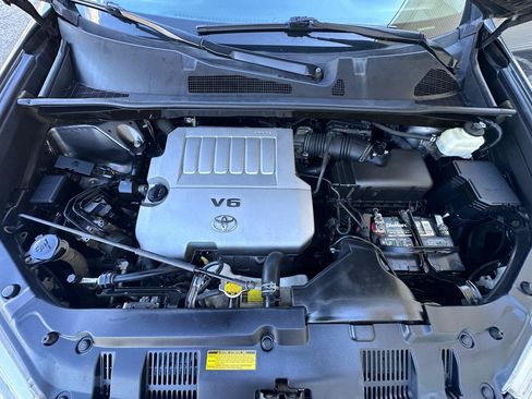 Used 2013 Toyota Highlander Limited FWD image 42