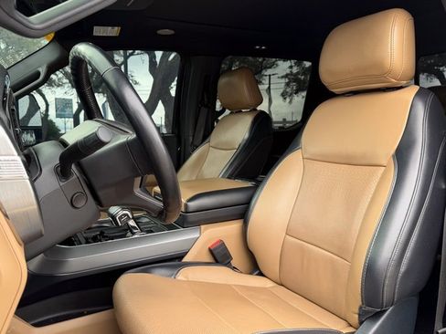 Used 2021 Ford F150 Lariat w/ Equipment Group 502A High image 7