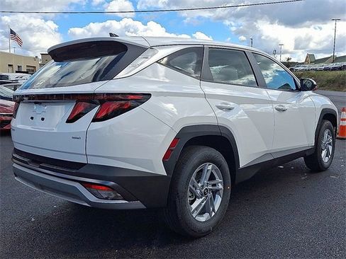 New 2026 Hyundai Tucson SE image 4