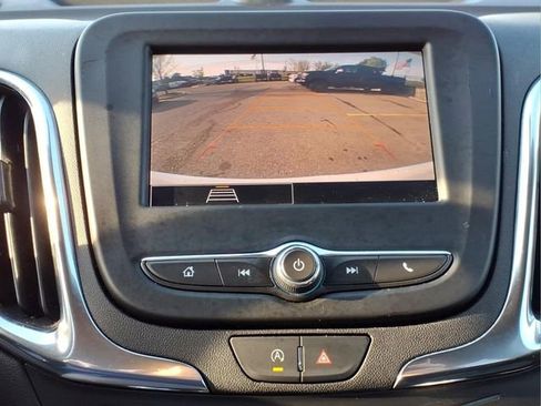 Used 2024 Chevrolet Equinox LT FWD image 20
