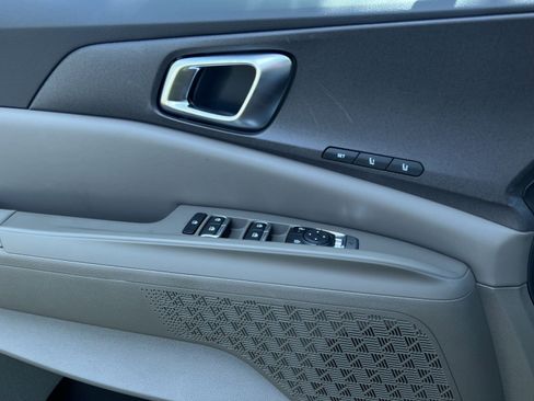 New 2026 Kia Carnival SX FWD image 20
