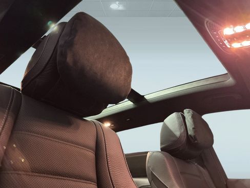 New 2026 Mercedes-Benz GLS 580 580 image 15