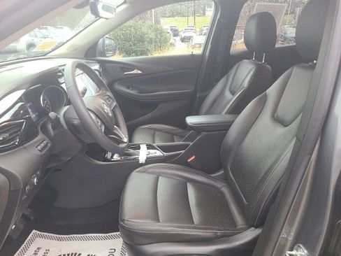 Used 2021 Buick Encore GX Essence w/ Advanced Technology Package image 16