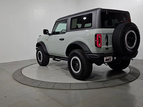 Used 2024 Ford Bronco Badlands w/ Sasquatch Package AWD/4WD image 3