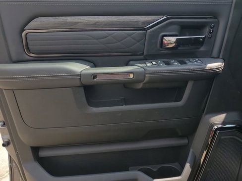 New 2026 RAM 2500 Limited image 23