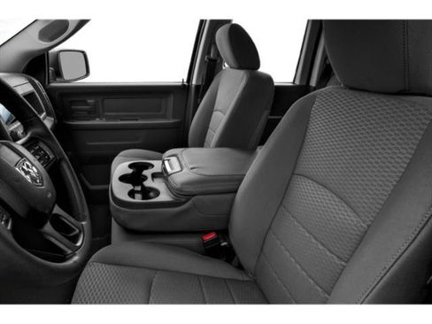 Used 2019 RAM 1500 Express w/ Express Value Package AWD/4WD image 12