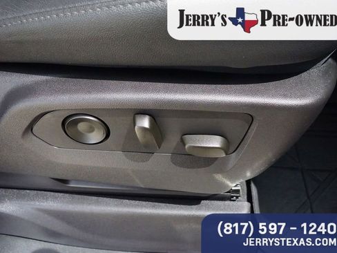 Used 2024 Chevrolet Silverado 1500 ZR2 w/ Technology Package AWD/4WD image 25