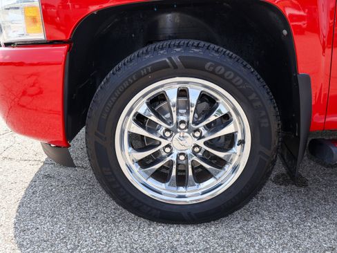 Used 2011 Chevrolet Silverado 1500 LT AWD/4WD image 28