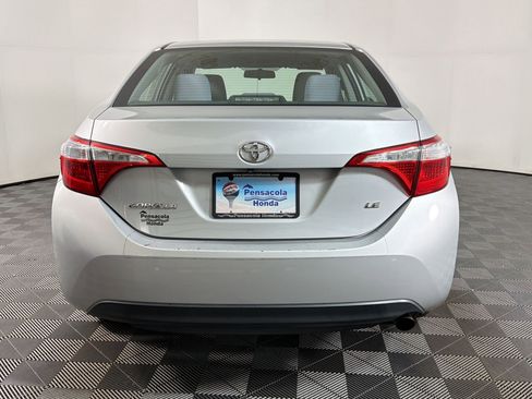 Used 2015 Toyota Corolla LE FWD image 8