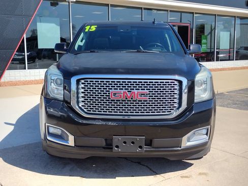 Used 2015 GMC Yukon Denali w/ Premium Package AWD/4WD image 12