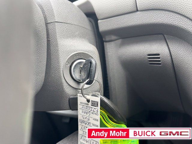 Used 2015 Chevrolet Traverse LT FWD image 30