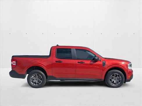 Used 2022 Ford Maverick XLT image 4
