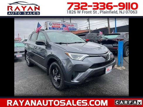 Used 2018 Toyota RAV4 LE w/ All Weather Liner Package image 1