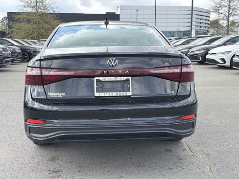 New 2026 Volkswagen Jetta SE FWD image 4