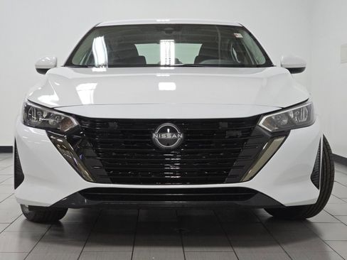 Used 2024 Nissan Sentra S image 13