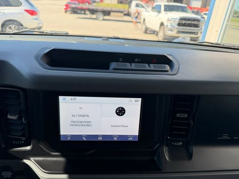 Used 2021 Ford Bronco 4-Door AWD/4WD image 17