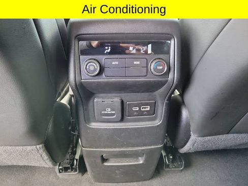 Used 2023 GMC Acadia SLT AWD/4WD image 14