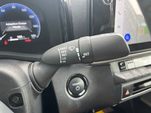 Used 2026 Toyota Camry XLE FWD image 17