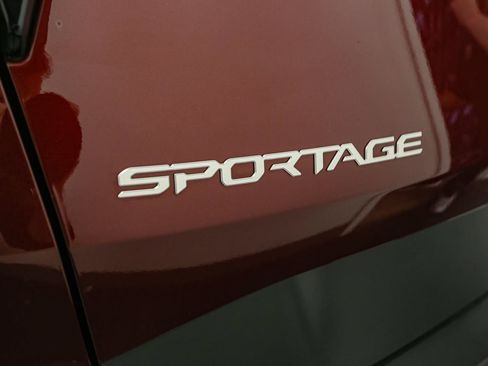 Used 2023 Kia Sportage X-Line AWD/4WD image 10
