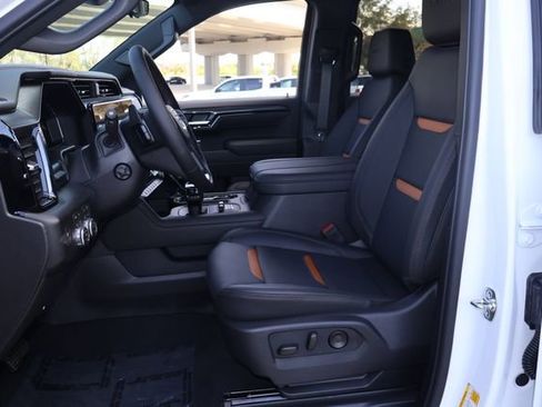 New 2026 GMC Sierra 1500 AT4 w/ AT4 Premium Package image 11