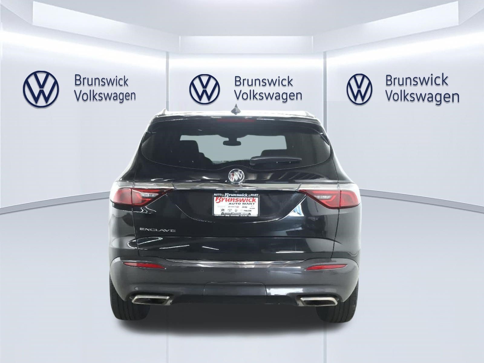 Used 2024 Buick Enclave Essence FWD image 42