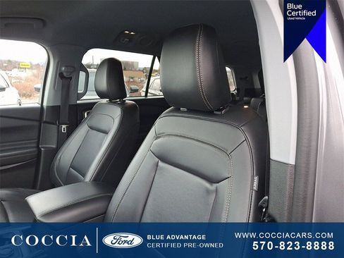 Certified 2023 Ford Explorer XLT w/ Equipment Group 202A image 15