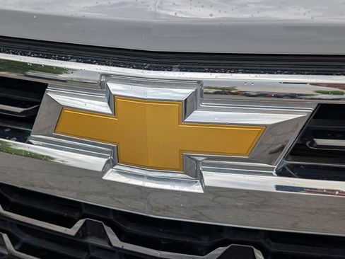 Used 2024 Chevrolet Silverado 1500 LT AWD/4WD image 12