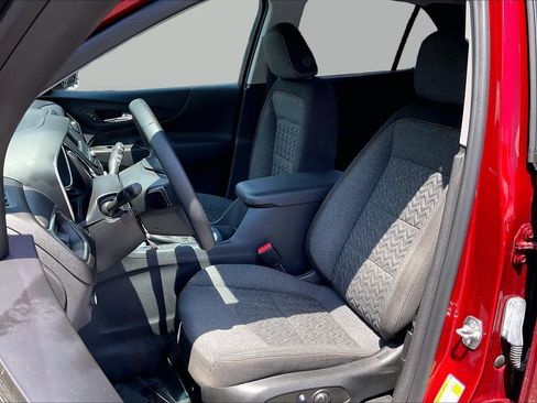 Used 2024 Chevrolet Equinox LT w/ LPO, Floor Liner Package FWD image 24