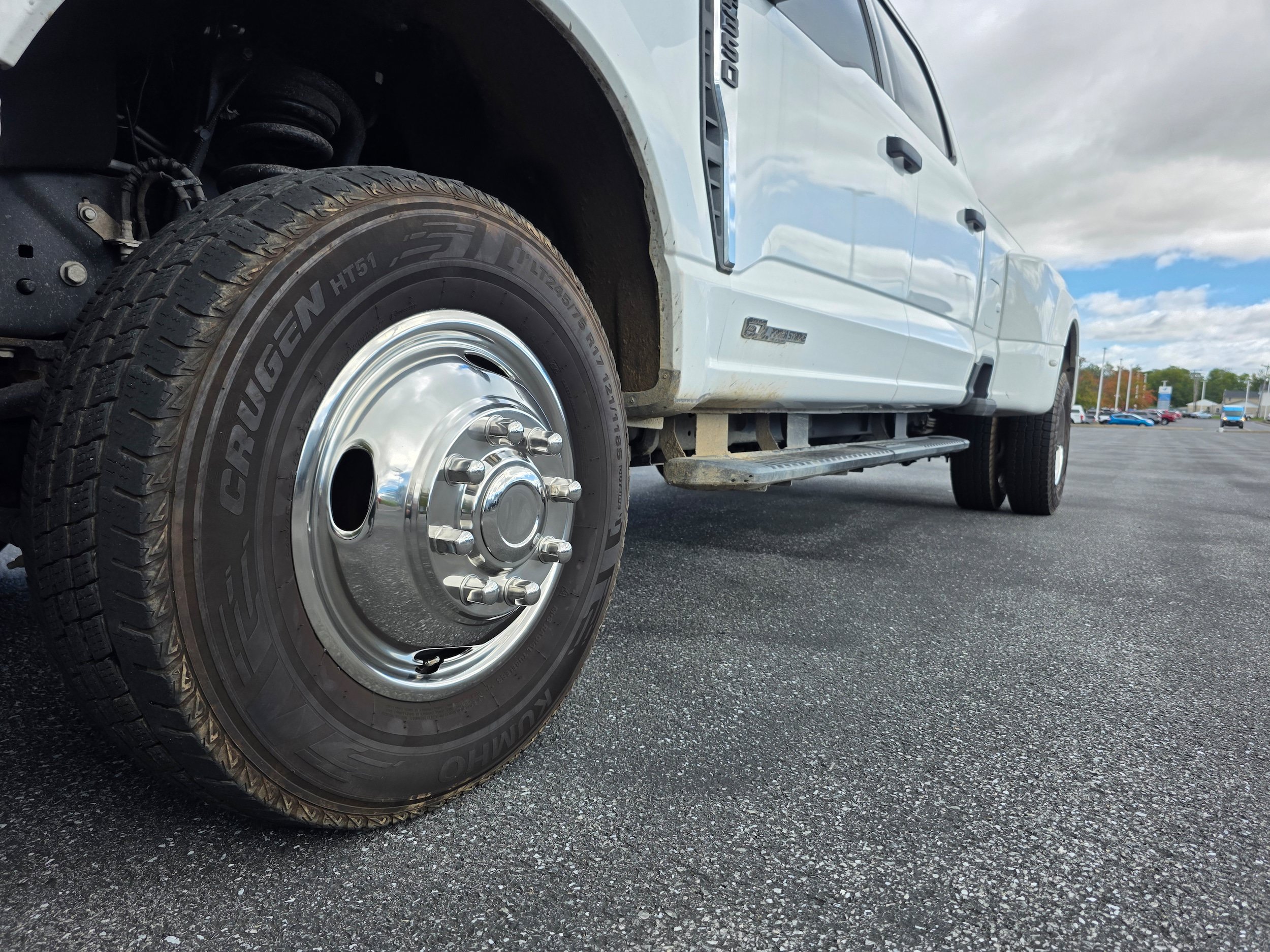 Certified 2025 Ford F350 XLT AWD/4WD image 21