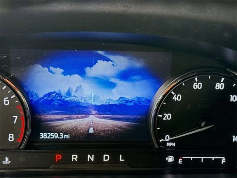 Used 2023 Ford Explorer XLT w/ Equipment Group 202A image 6