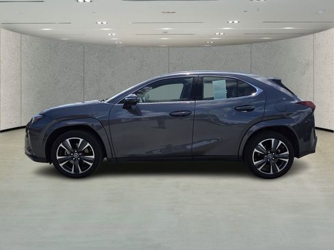 Used 2023 Lexus UX 250h FWD w/ Accessory Package (Z1) image 6