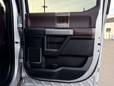 Used 2016 Ford F150 Platinum w/ Equipment Group 701A Luxury image 25