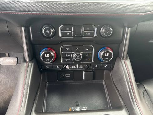 Used 2021 Chevrolet Tahoe RST w/ Luxury Package AWD/4WD image 18