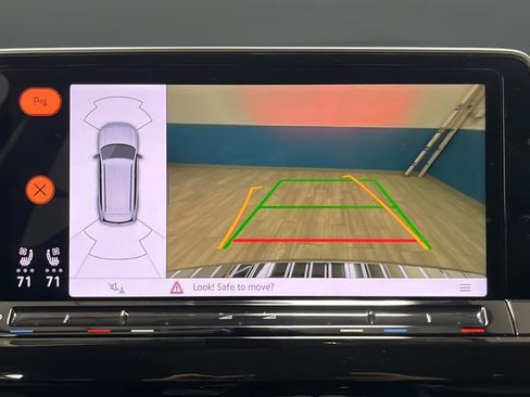 Used 2024 Volkswagen Atlas Peak Edition SEL image 15