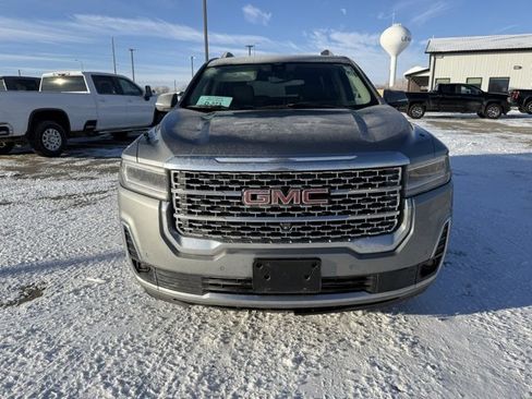 Used 2023 GMC Acadia Denali w/ Denali Technology Package image 2