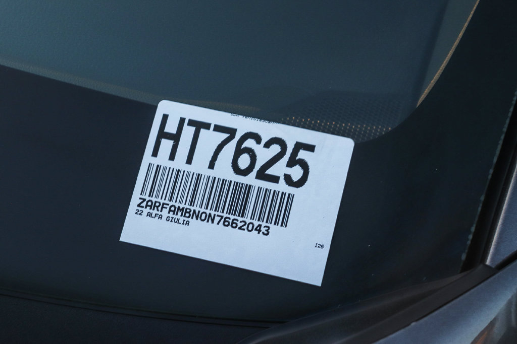 Used 2022 Alfa Romeo Giulia Ti RWD image 30