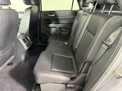 Used 2020 Volkswagen Atlas Cross Sport SEL w/ Cross Sport MDO Package image 15